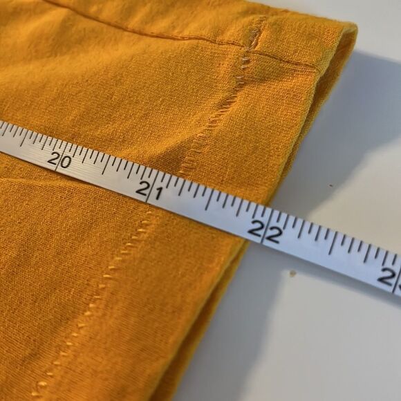 UNIQLO golden yellow short sleeve crewneck T-shirt slight stretch size medium - Picture 8 of 8